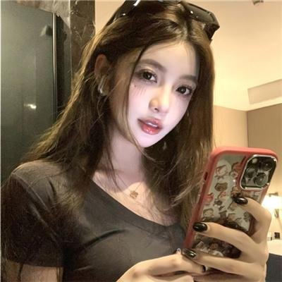 黑玫瑰公寓